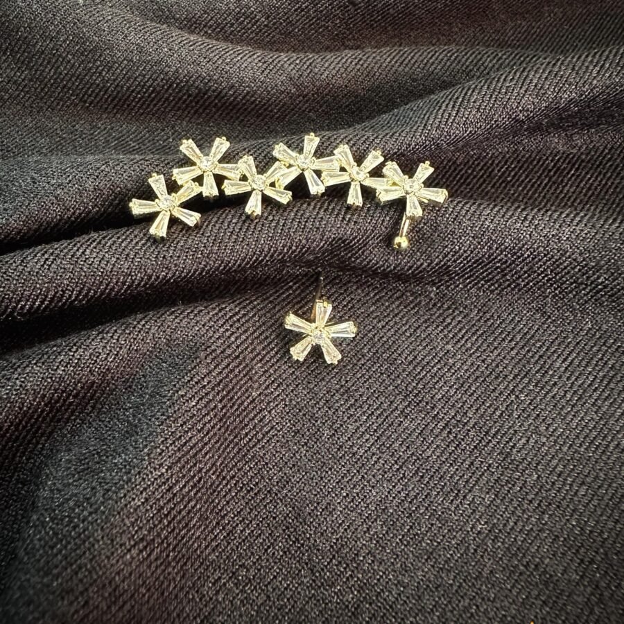 Gold plated ear cuffs with high quality AD stones (0086)