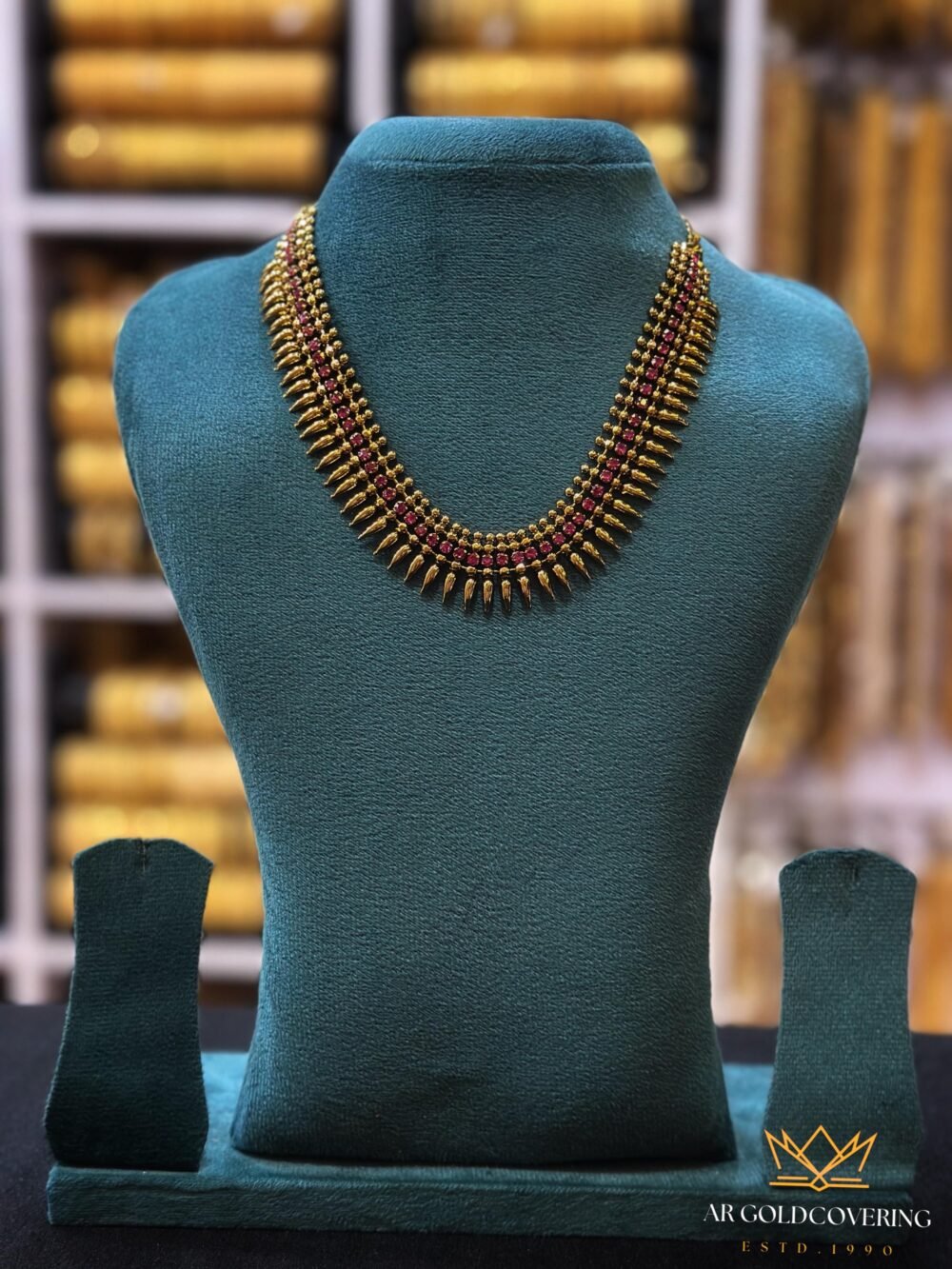 Gold plated antique finish Kerala traditional mullamutta necklace with Ruby stones(00119)