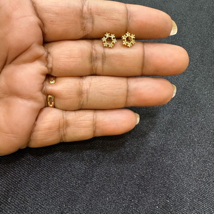 Gold plated Nosepin with very thin screw(00111)