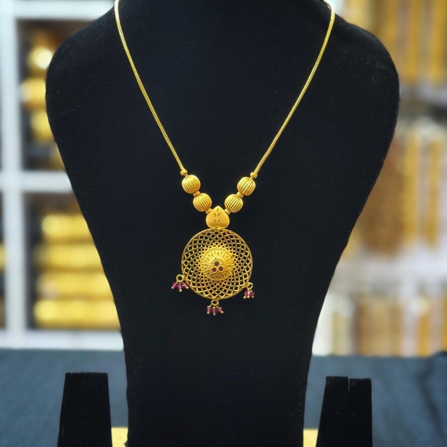 Gold plated 18inches simple necklace with Ruby stones and crystal beads(0008)