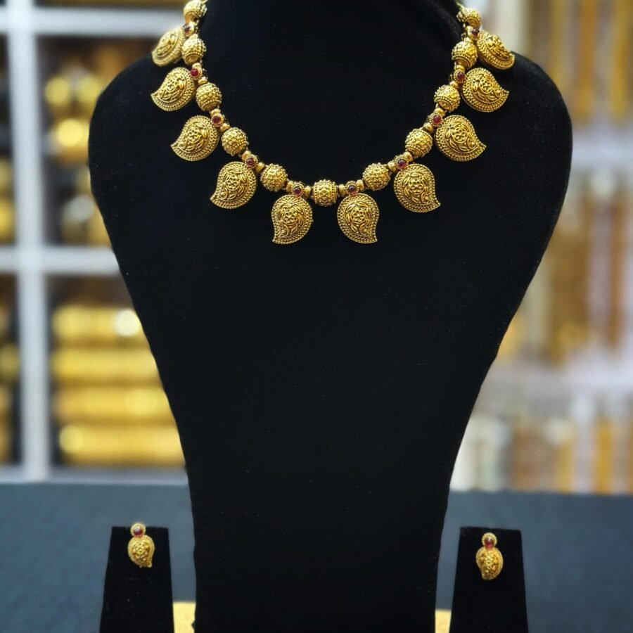 Antique finish short mango haram with earrings(0028)