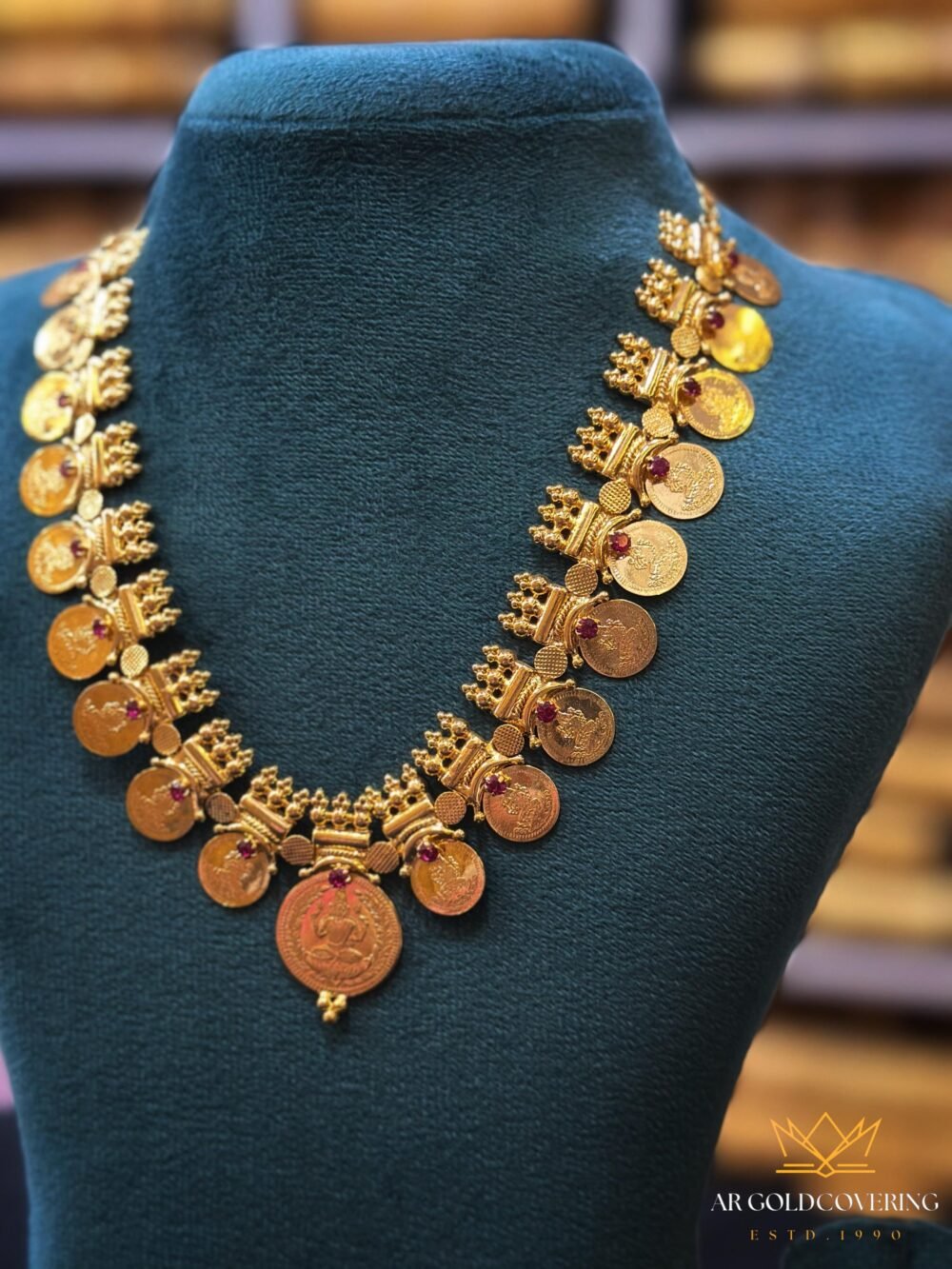 Gold plated Lekshmi kassu necklace with Ruby stones(00129)