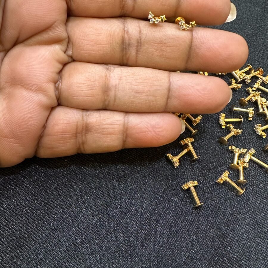 Gold plated Nosepin with very thin screws(00130)