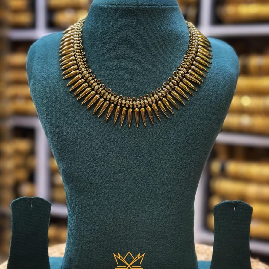 Gold plated antique finish Kerala traditional mullamutta necklace(00186)
