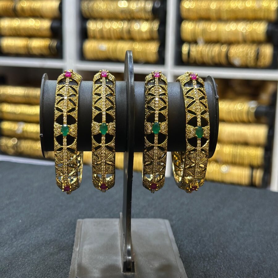 Gold plated Antique finish AD stones bangles(00190)