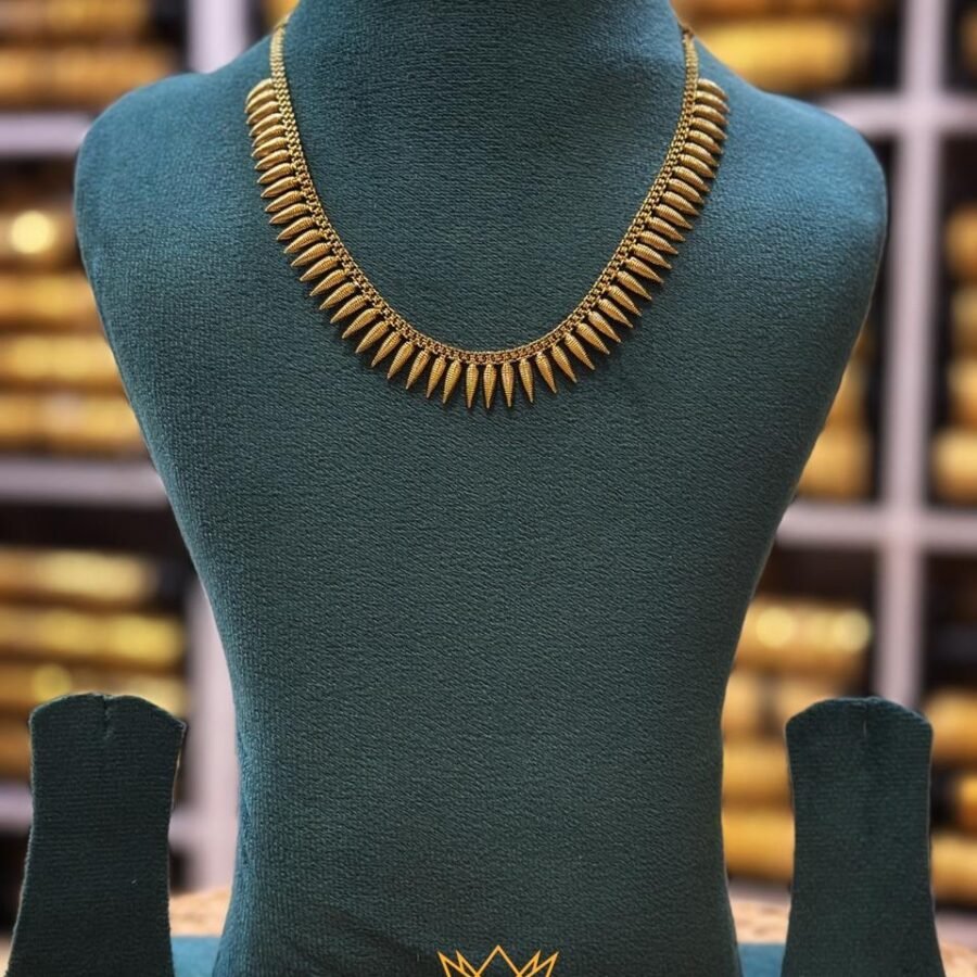 Gold plated Antique finish mullamutta necklace (00238)