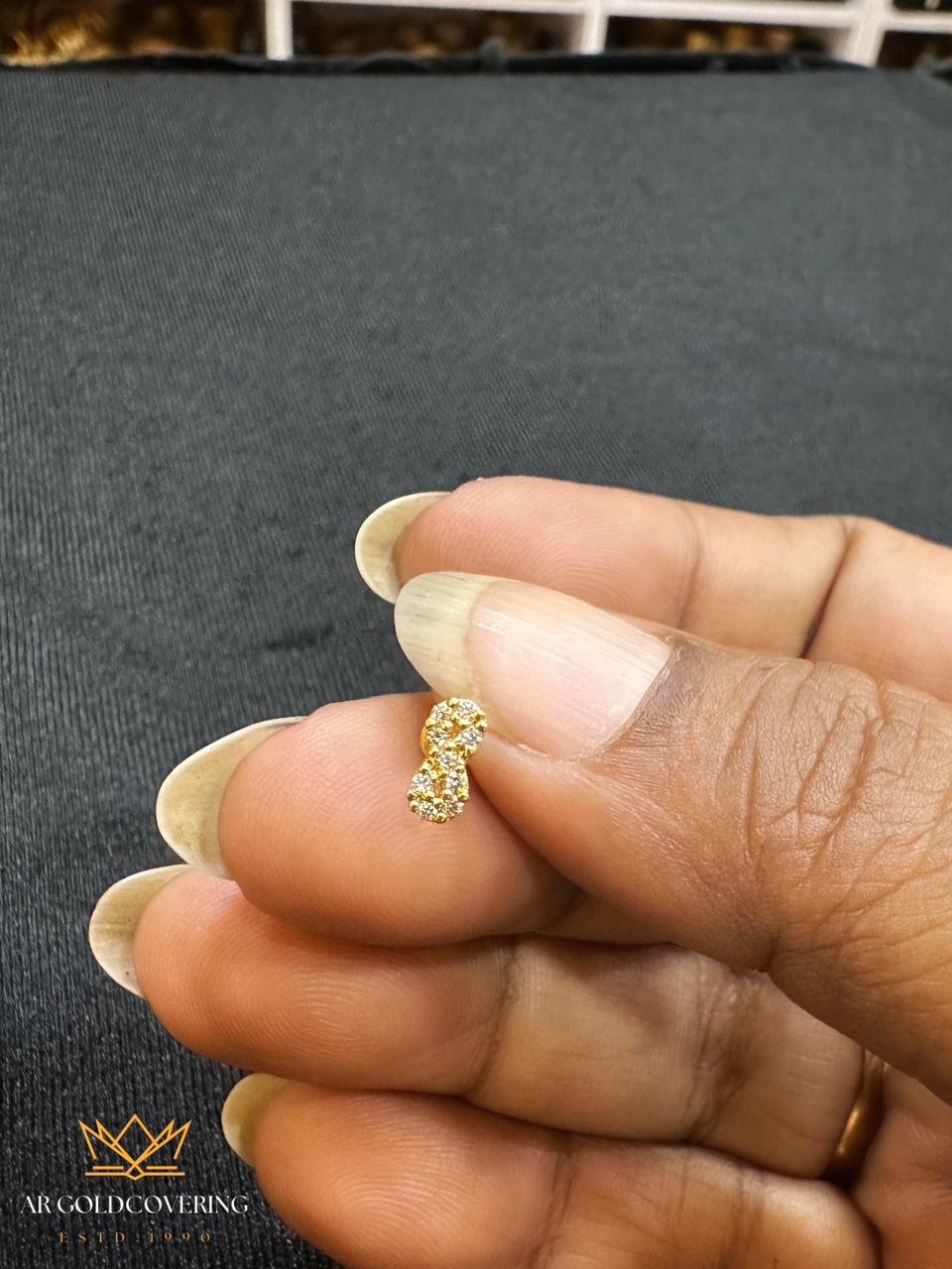 Gold plated Diamond lookalike Nosepin (00254) - Image 2