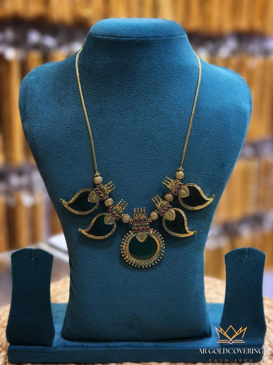 Gold plated Antique finish palakka necklace with real palakka stones_00142